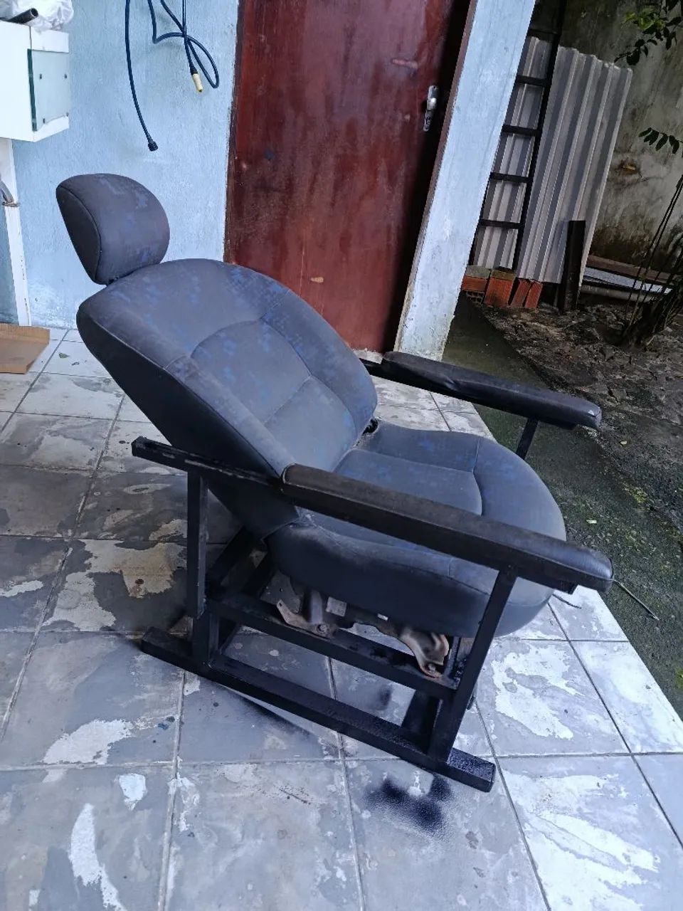 Poltrona/cadeira adaptada - Foto 4