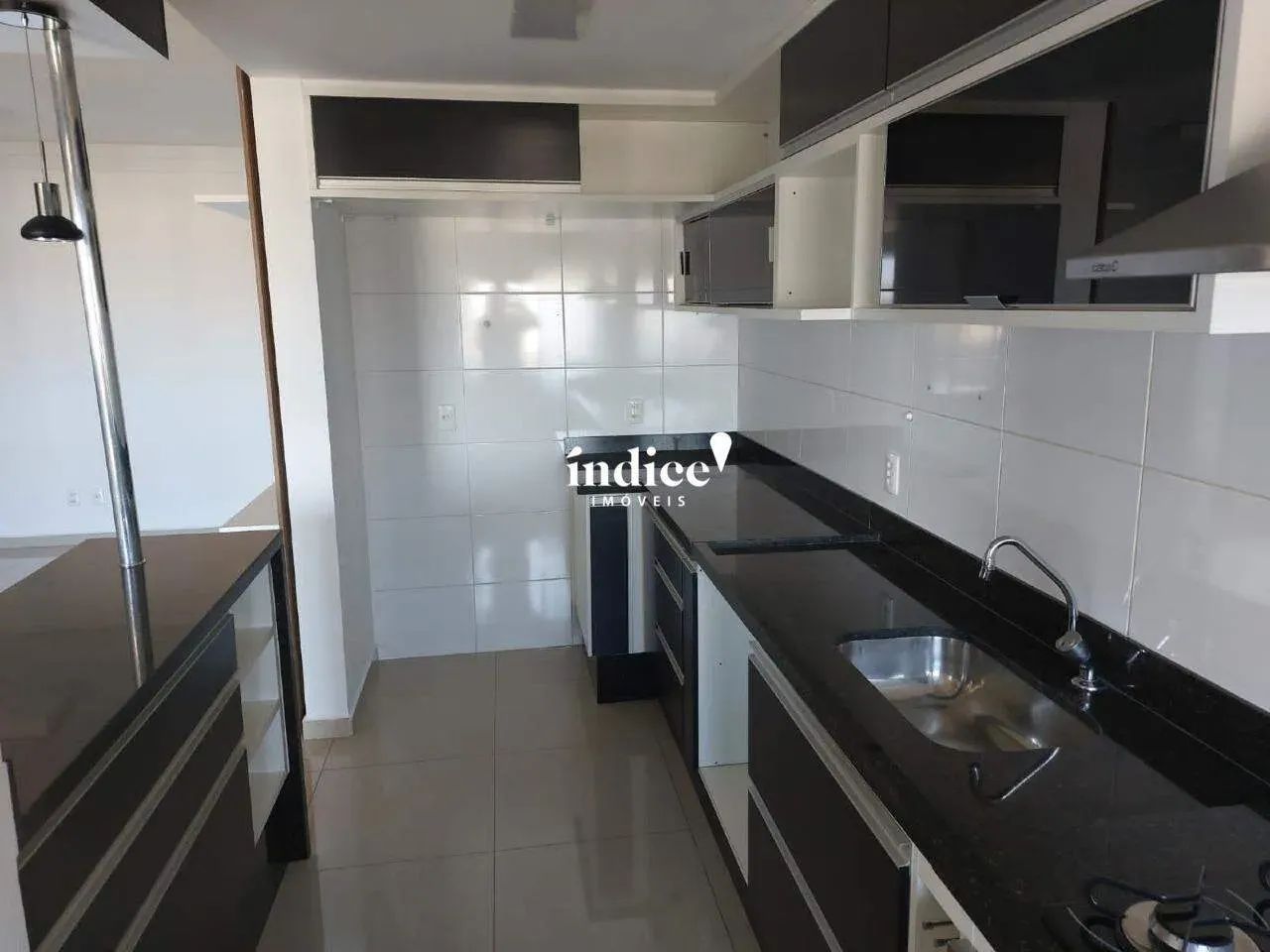 Apartamento no Bairro Bosque das Juritis , 2 quartos, 2 suítes, 2 vagas, Edifício Berlim - Foto 4