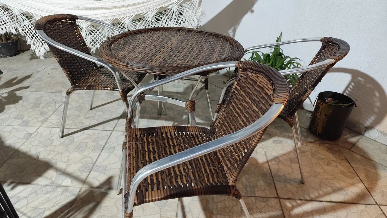 Mesa com 4 cadeiras (área externa) - Foto 3