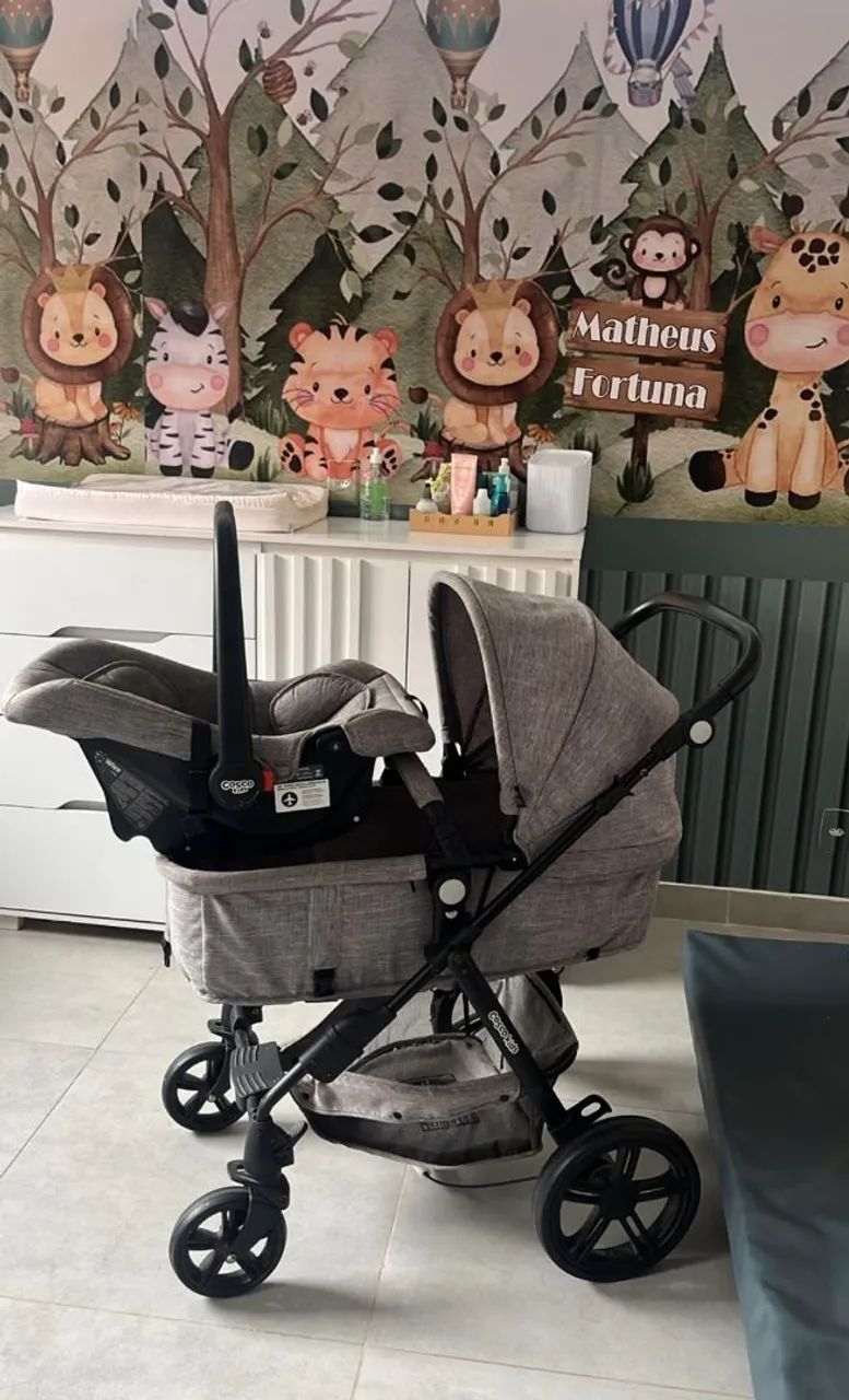 Carrinho de bebê + bebê conforto 