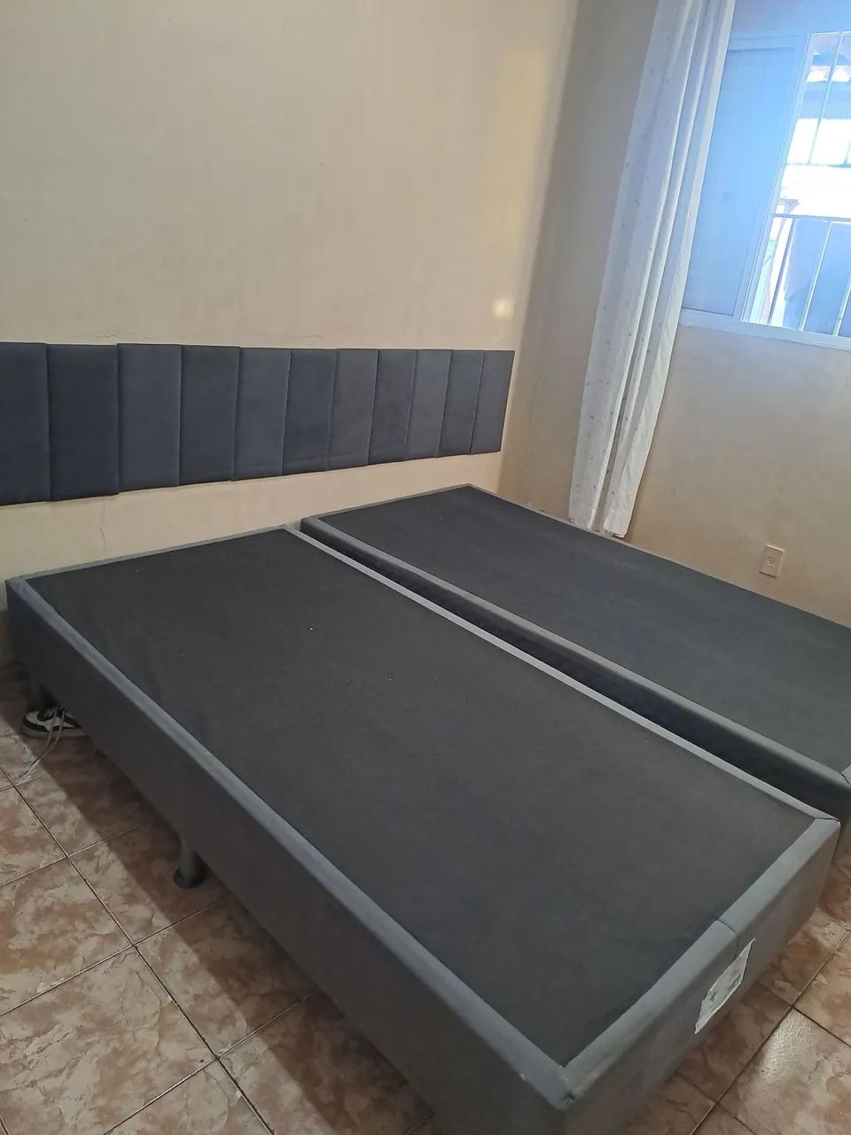 Box king sem colchao