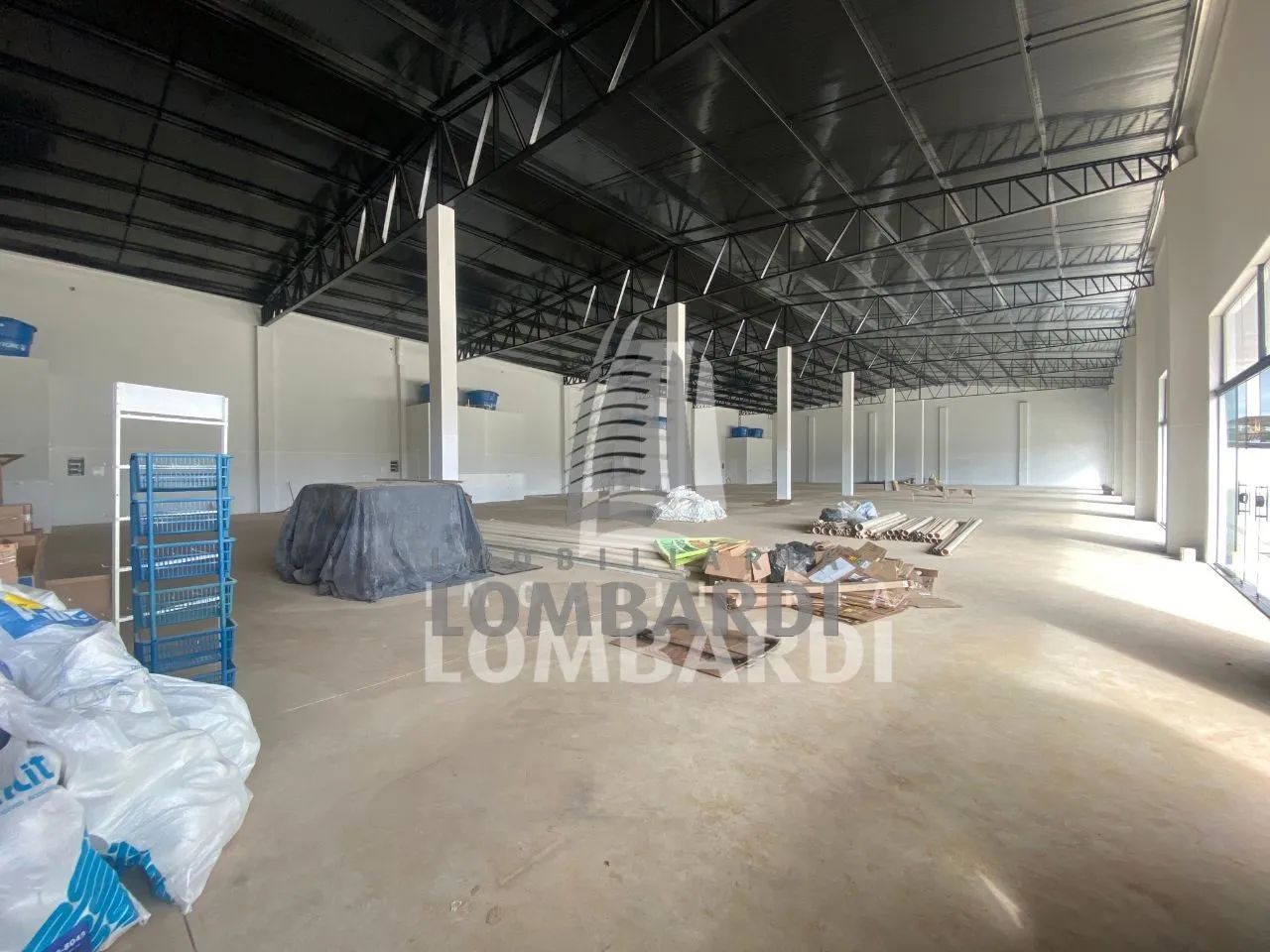 Loja NOVA em conjunto comercial! - Foto 4