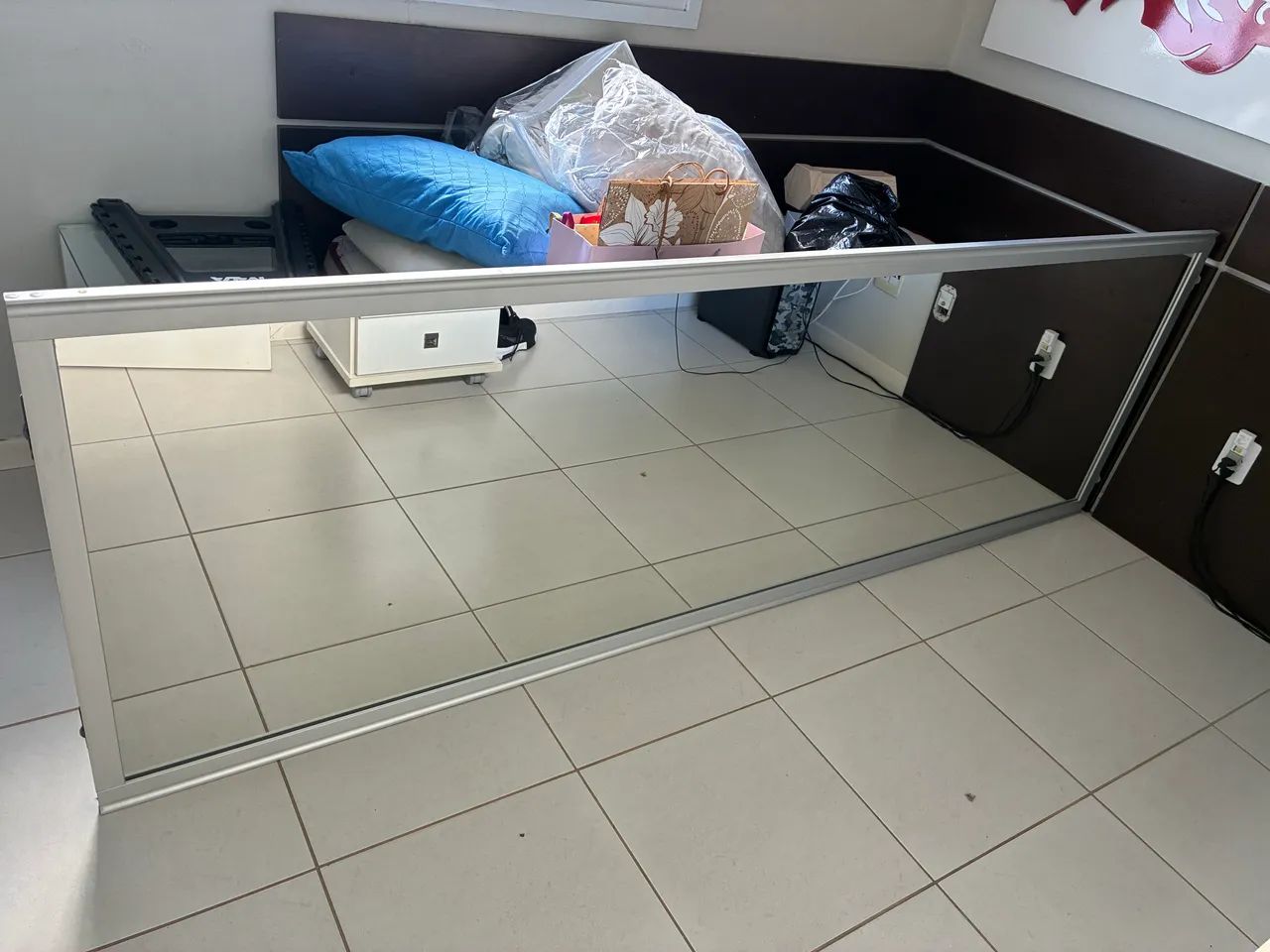 Porta com espelho grande - Foto 2