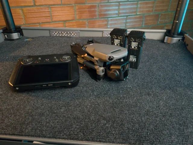 DJI MAVIC 3 PRO FLYMORE COMBO+CONTROLE RC PRO  - Foto 4
