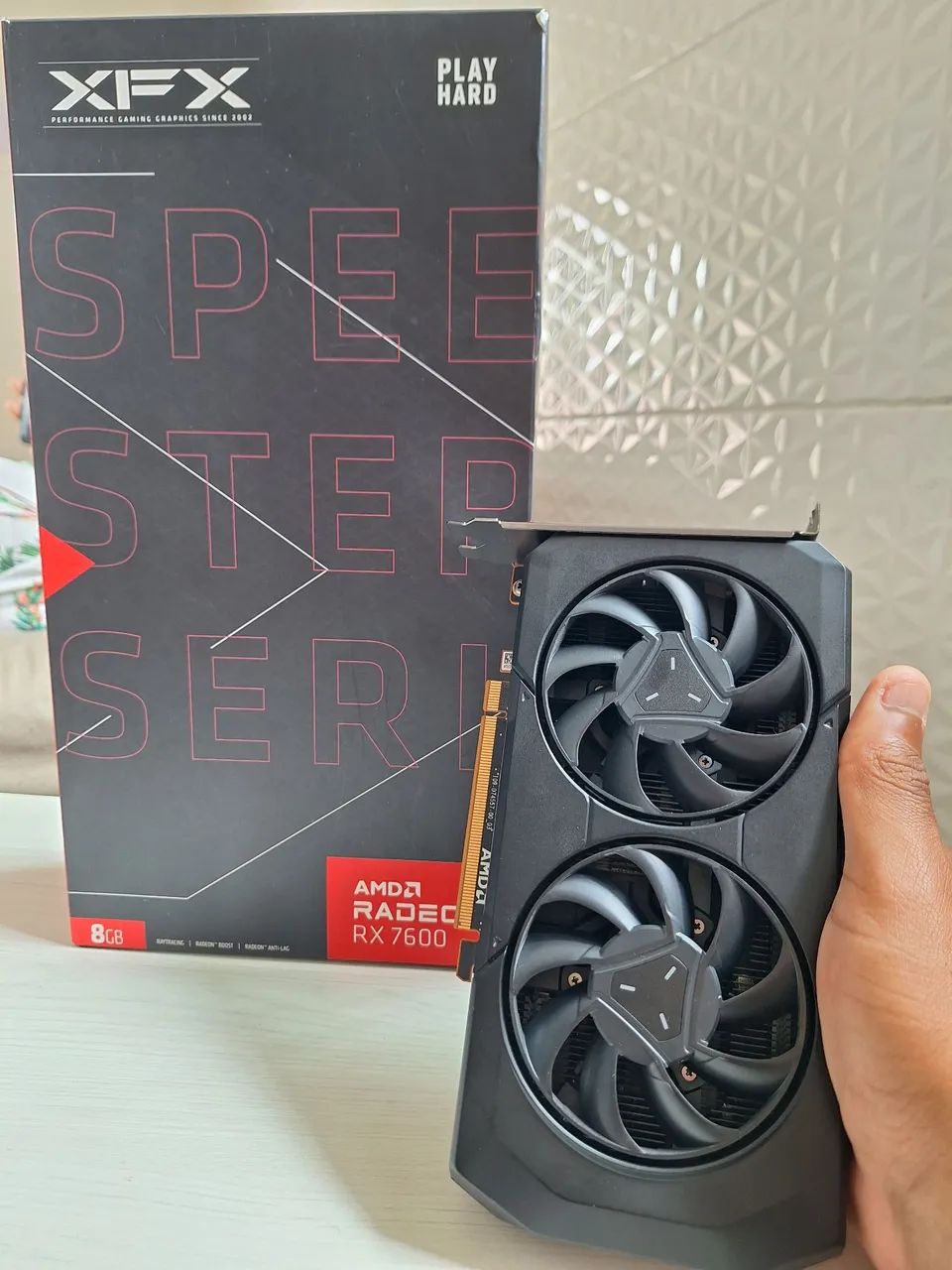 RX 7600 XFX