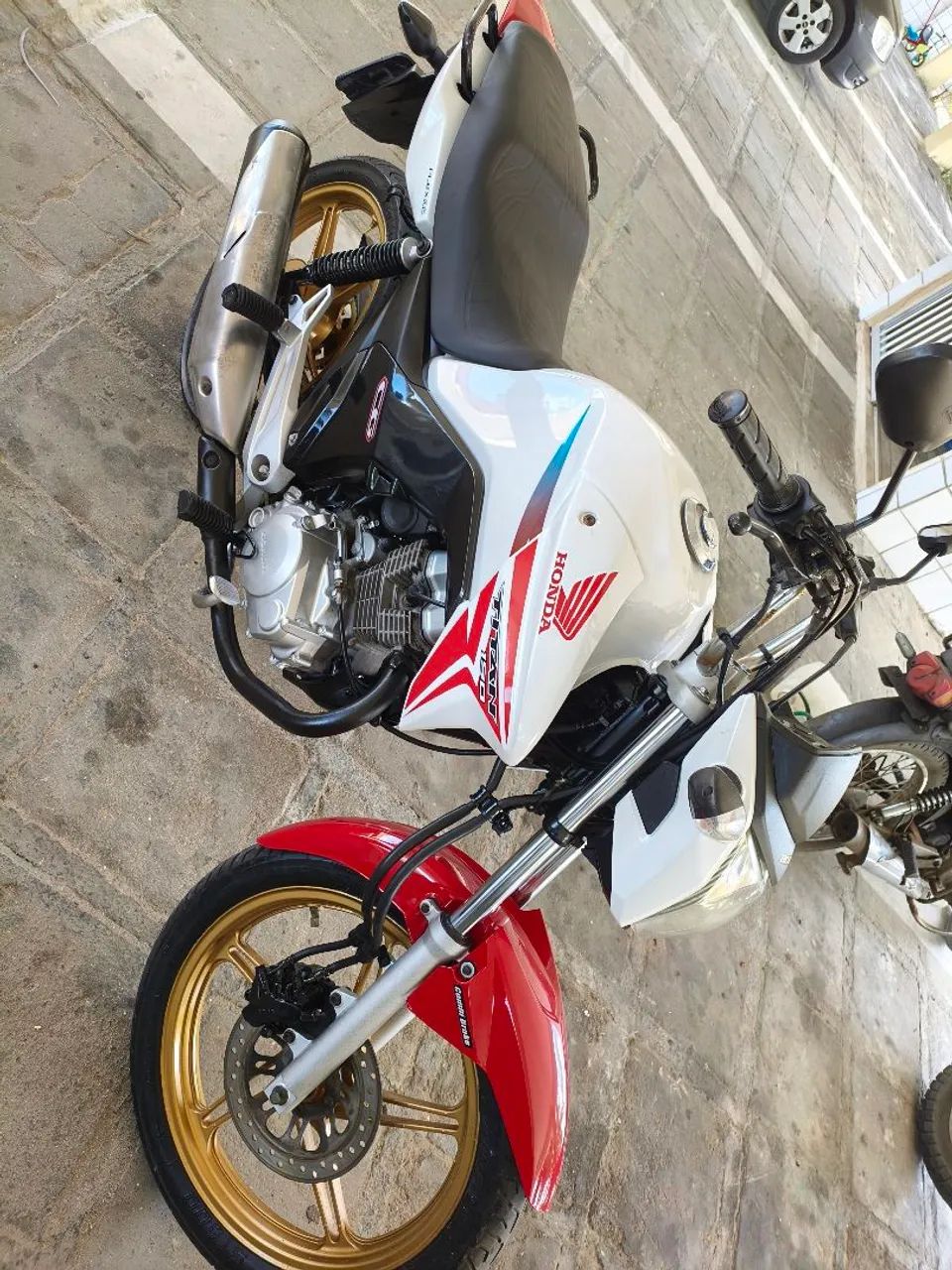 Vende se - Foto 2