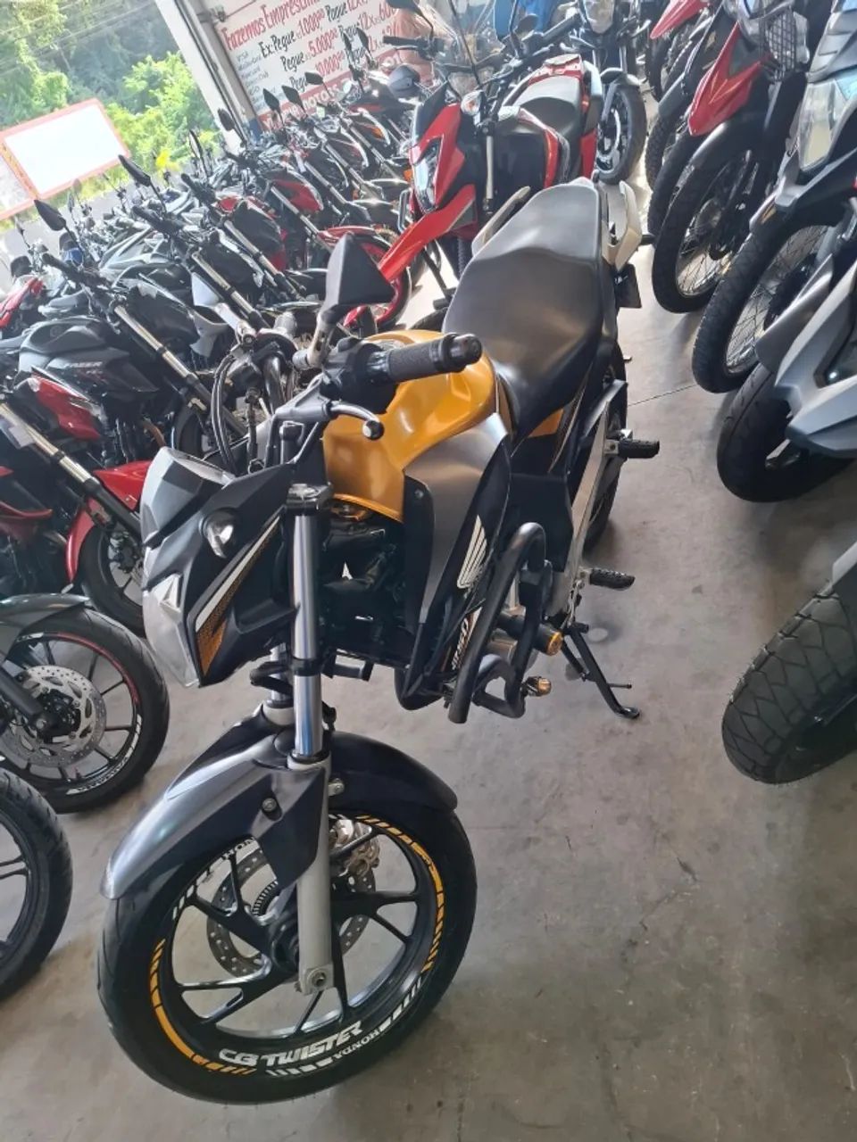 Honda CB 250cc 2020 - Foto 2