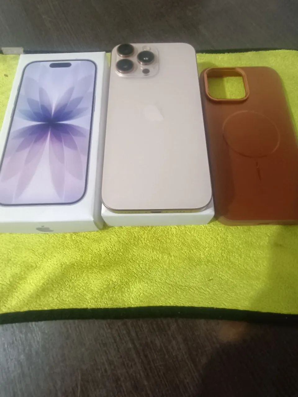 vendo iPhone 16 Pro max 256GB - Foto 4