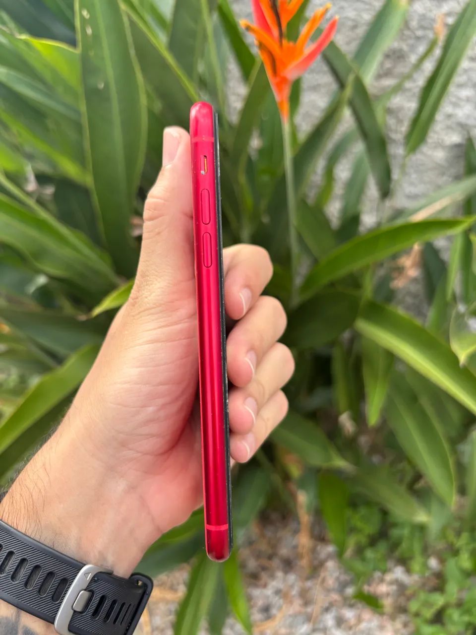 iPhone 11 RED 64GB - Foto 3