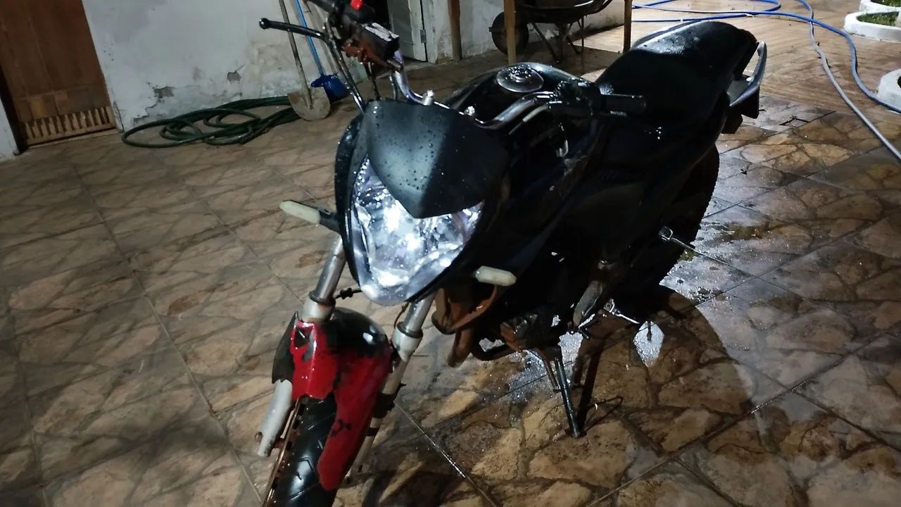 Vende se cb300r só pega é anda ..... - Foto 3
