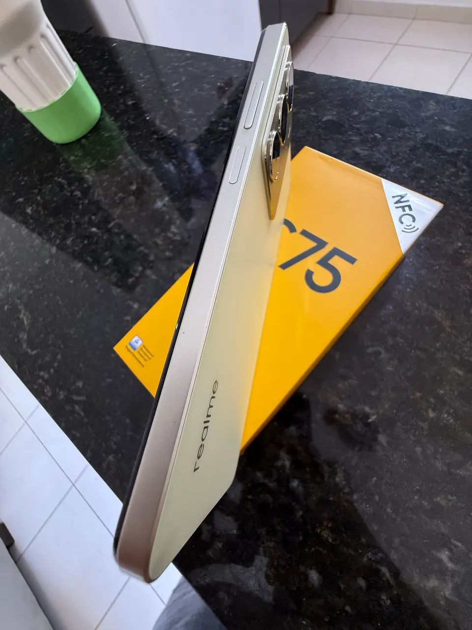 REALME C75 COM CAIXA E TODOS OS ACESSÓRIOS - Foto 2