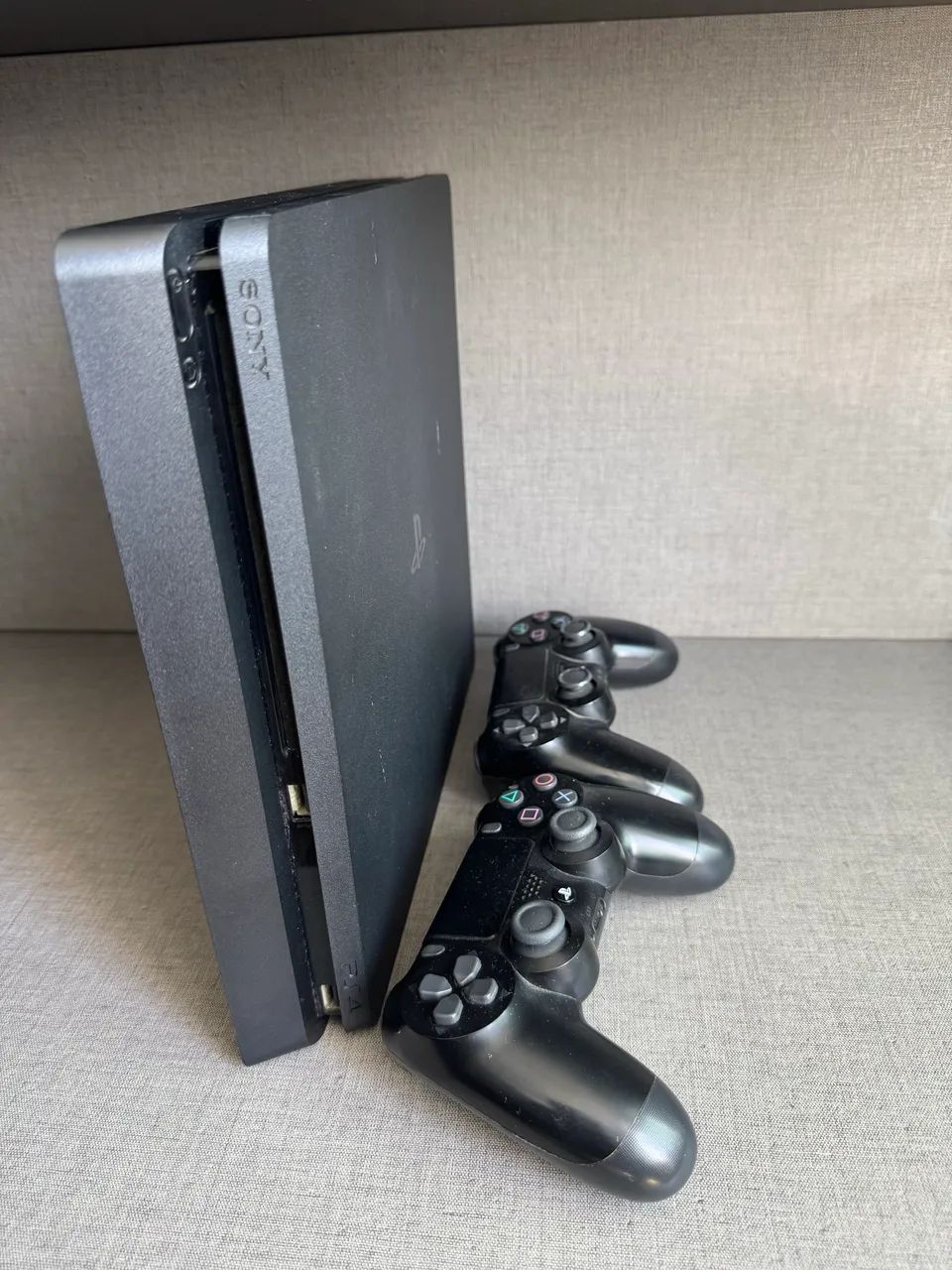 PS4 Slim 1T