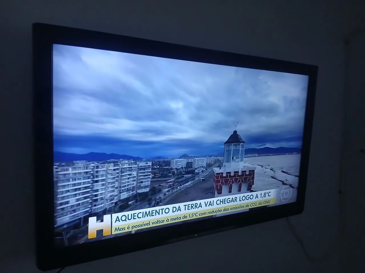 TV Panasonic 43  - Foto 2