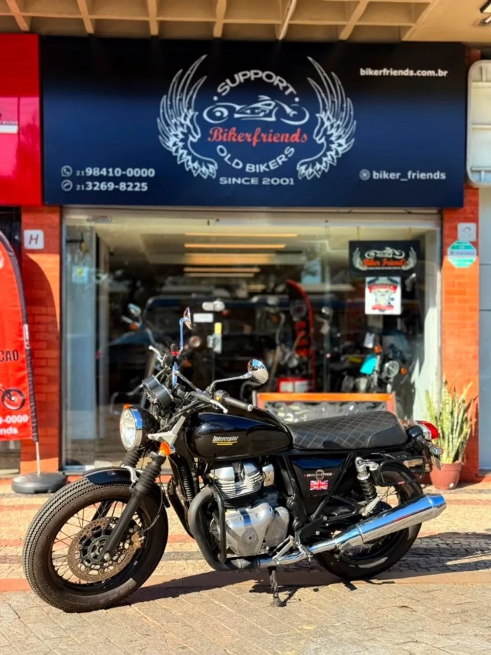 ROYAL ENFIELD INTERCEPTOR 2020 