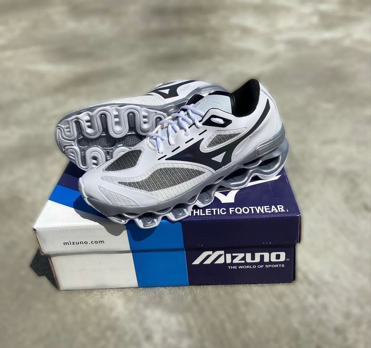 Mizuno Wave Prophecy 15