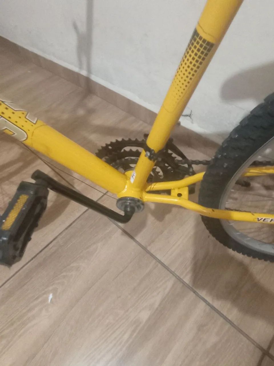 Bicicleta aro 26 semi nova - Foto 3