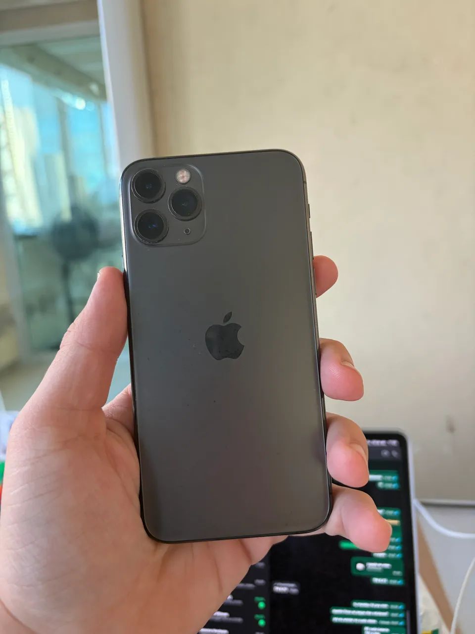 iPhone11Pro 512GB 傷なし Amazon | 【整備済み品】 Apple iPhone 11 Pro 512GB シルバー SIM