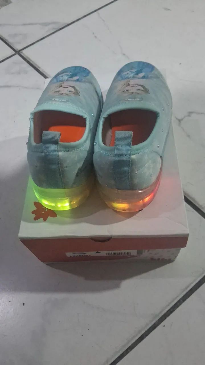 Tênis BIBI com LED - Foto 2