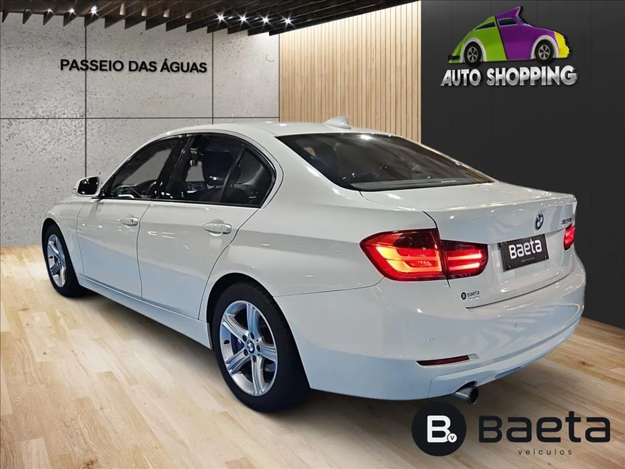 BMW 320I 320i 2013 - Foto 4