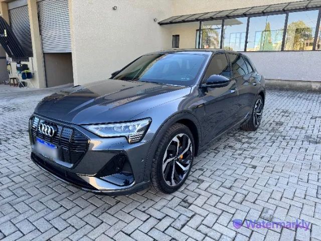 Audi E-Tron PERFORMA. BLACK AUT. (ELÉTRICO) 2023