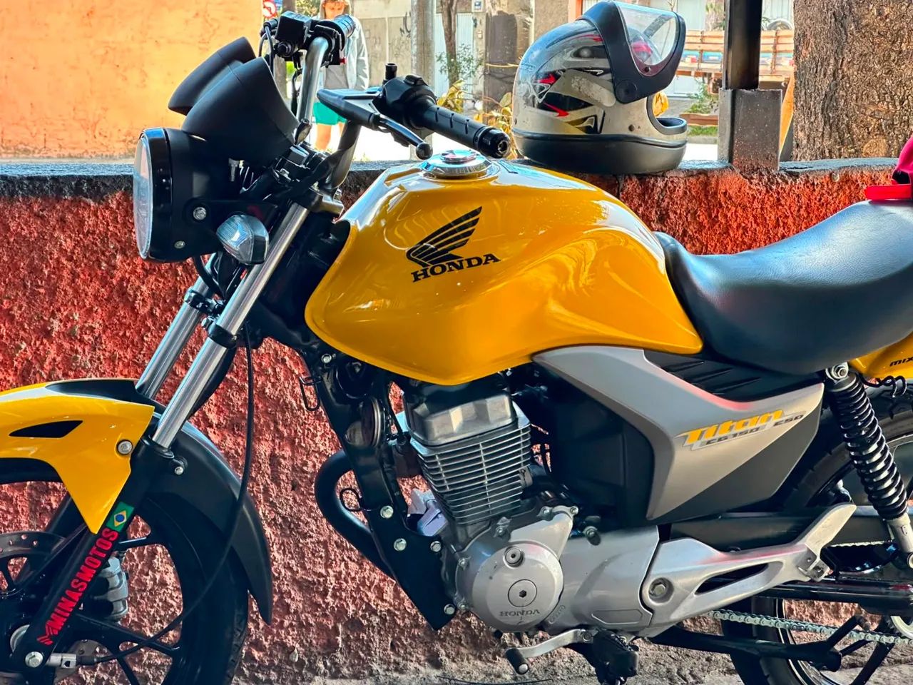 Titan 150 - Foto 3