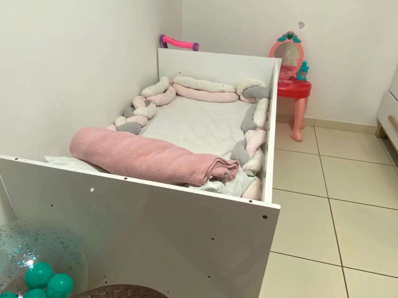 Vendo berço/cama + Colchão - Foto 3
