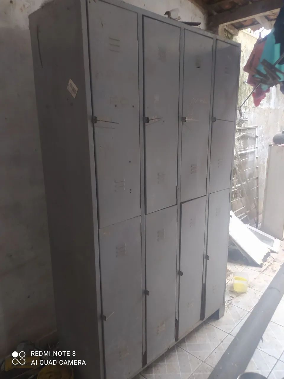 Armário de ferro 8 portas para ferramentas 