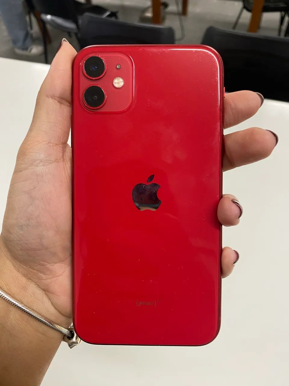 iPhone 11 64g vermelho  - Foto 3