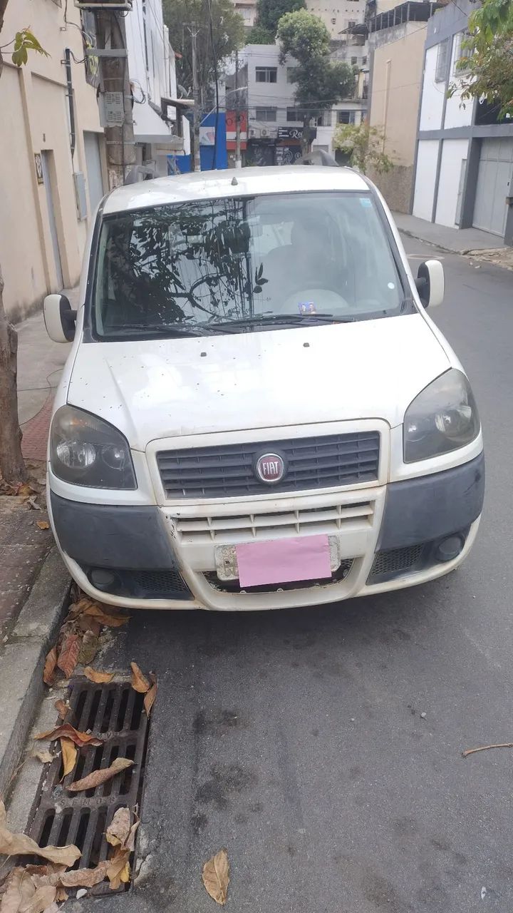 Fiat Doblo ESSENCE 1.8 16V FLEX 2012