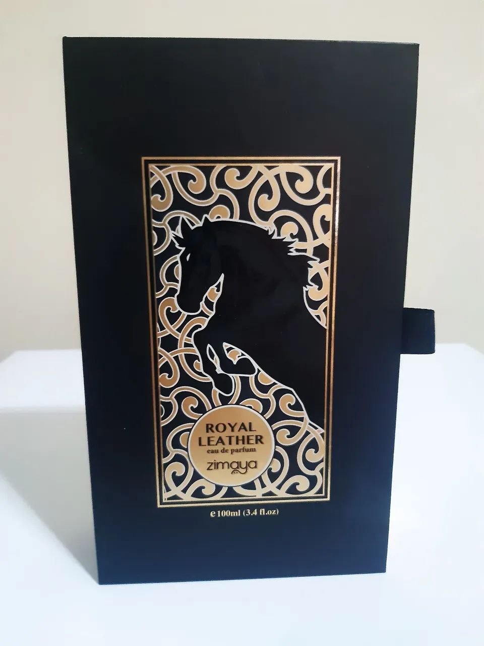 Perfume Royal Leather Zimaya
