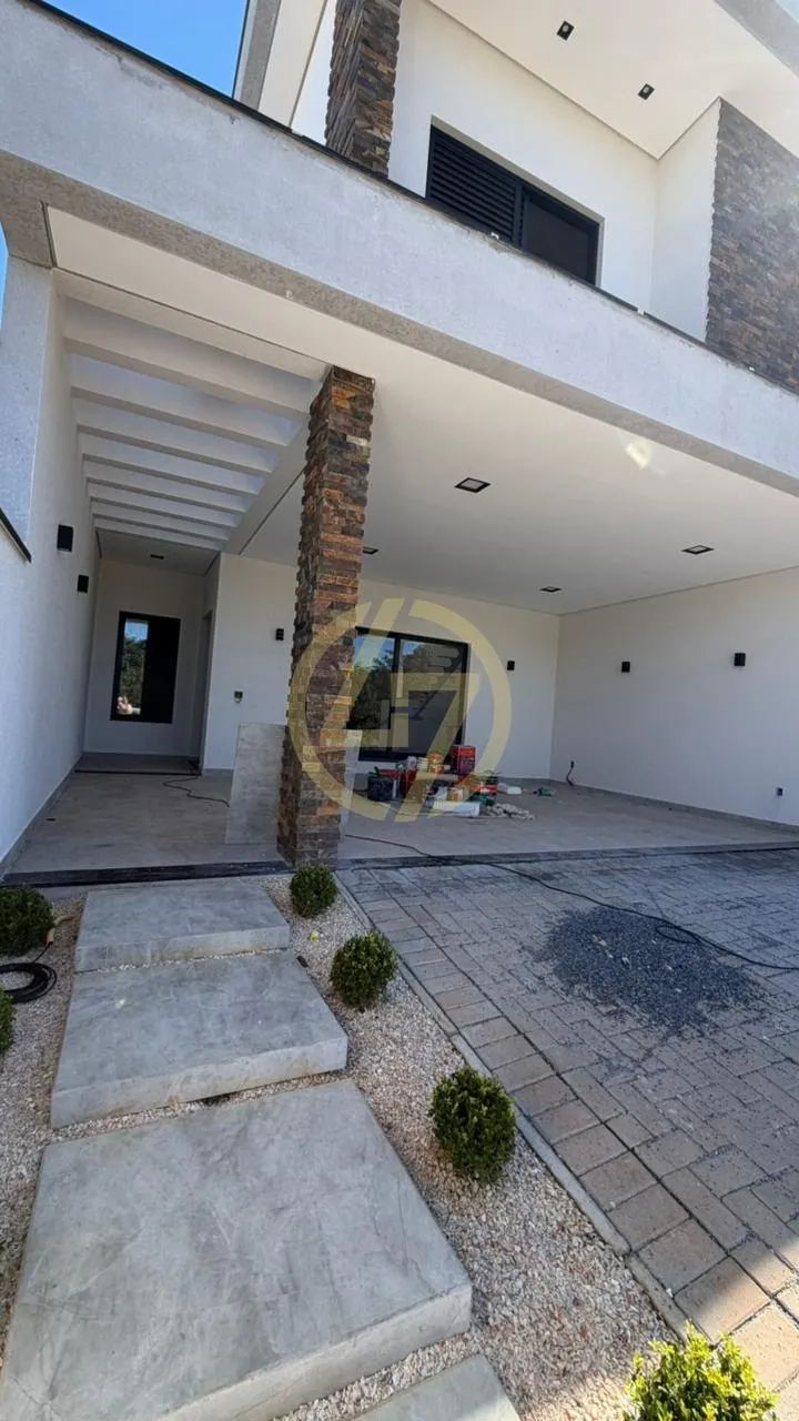 Casa em Condominio Lago dos Ipes - Itapetininga