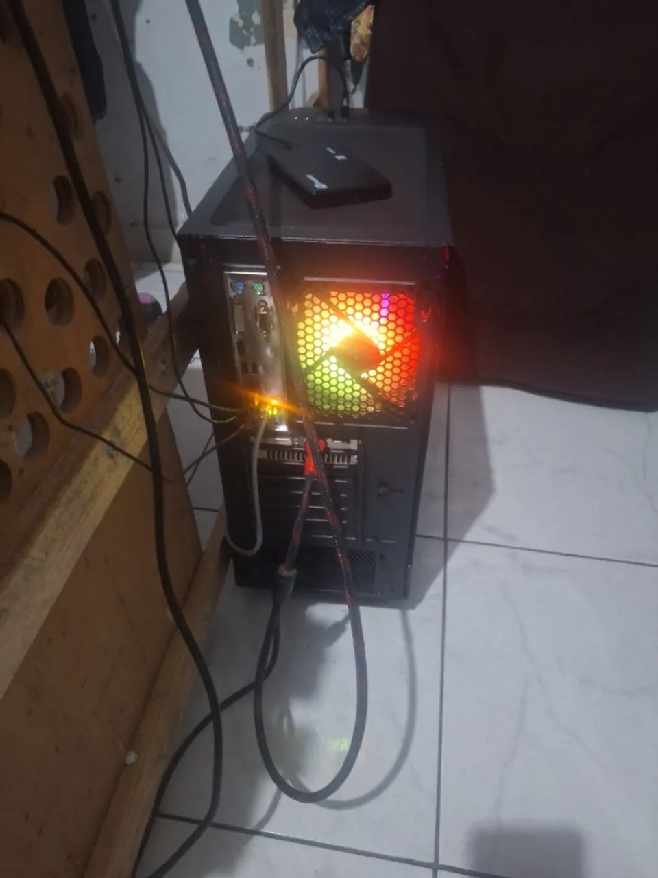 Cpu gamer i5 8 geração  aceito troca  por a56 5 g 256 gb ou notebook  gamer - Foto 3