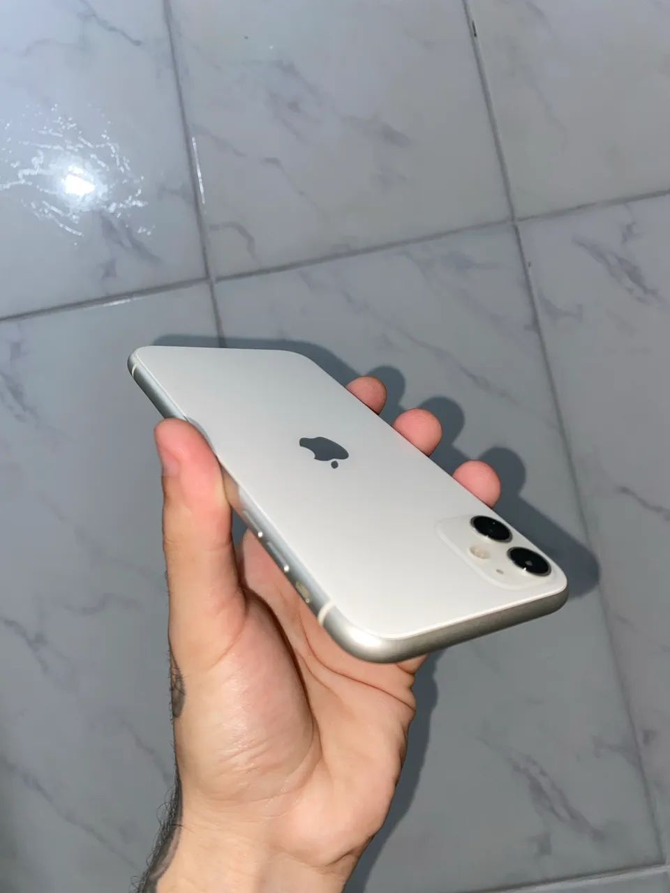 iPhone 11 Branco impecável  - Foto 2