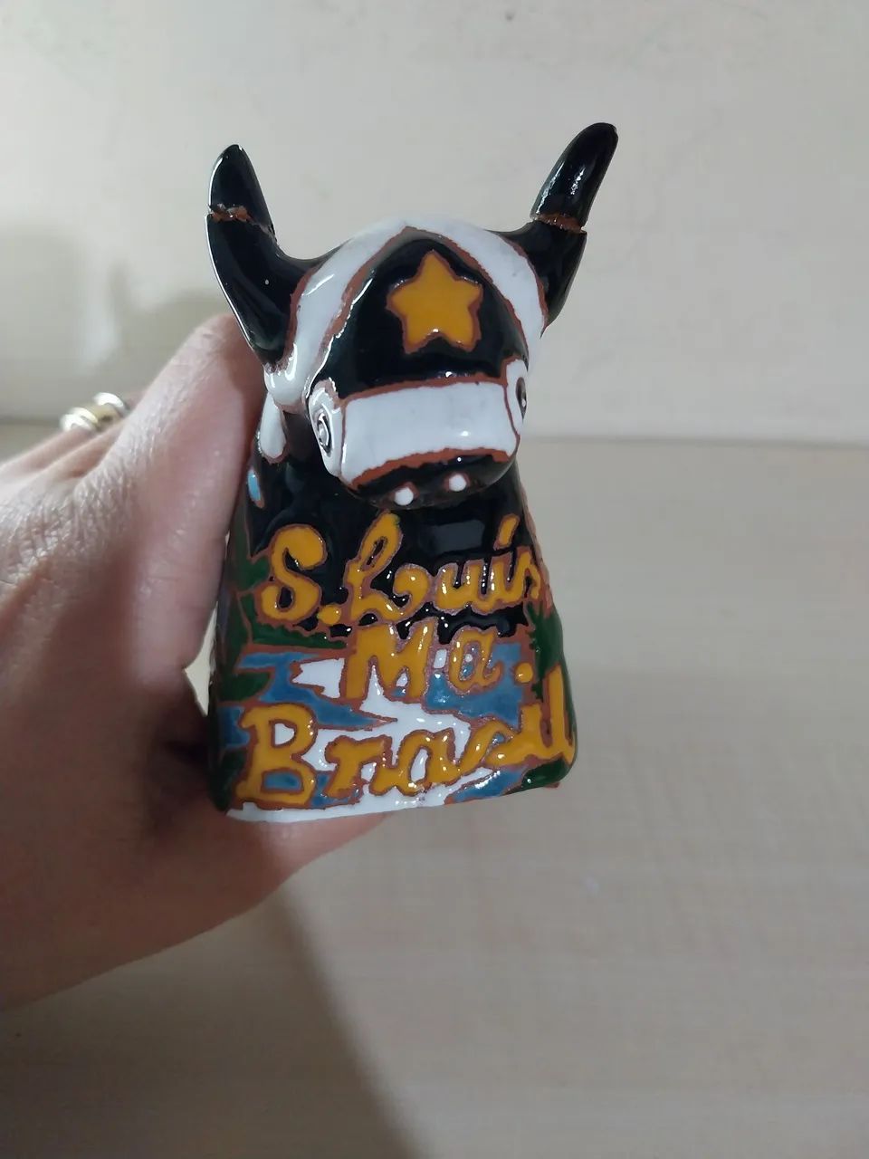 Boi Bumbá em cerâmica 