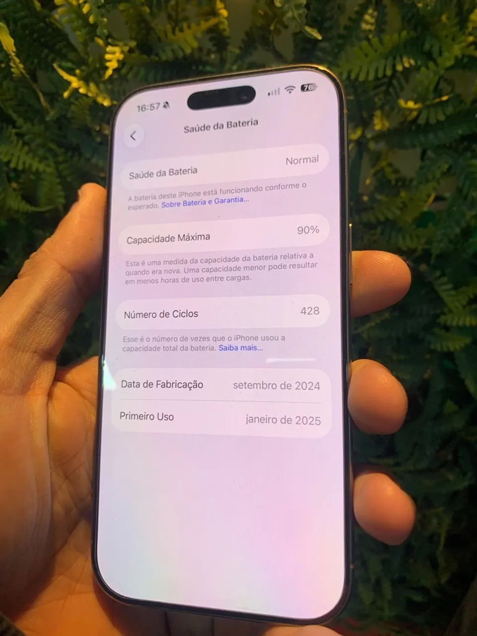 iPhone 16 pro 256GB dourado 90% bateria  - Foto 5