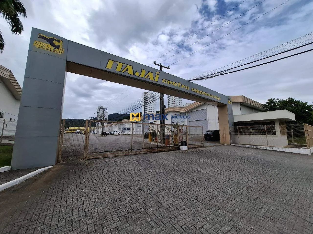 Galpão Comercial. Bairro: Carvalho, Itajaí
