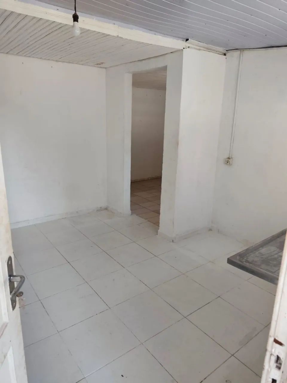 Casa nos fundos  - Foto 2