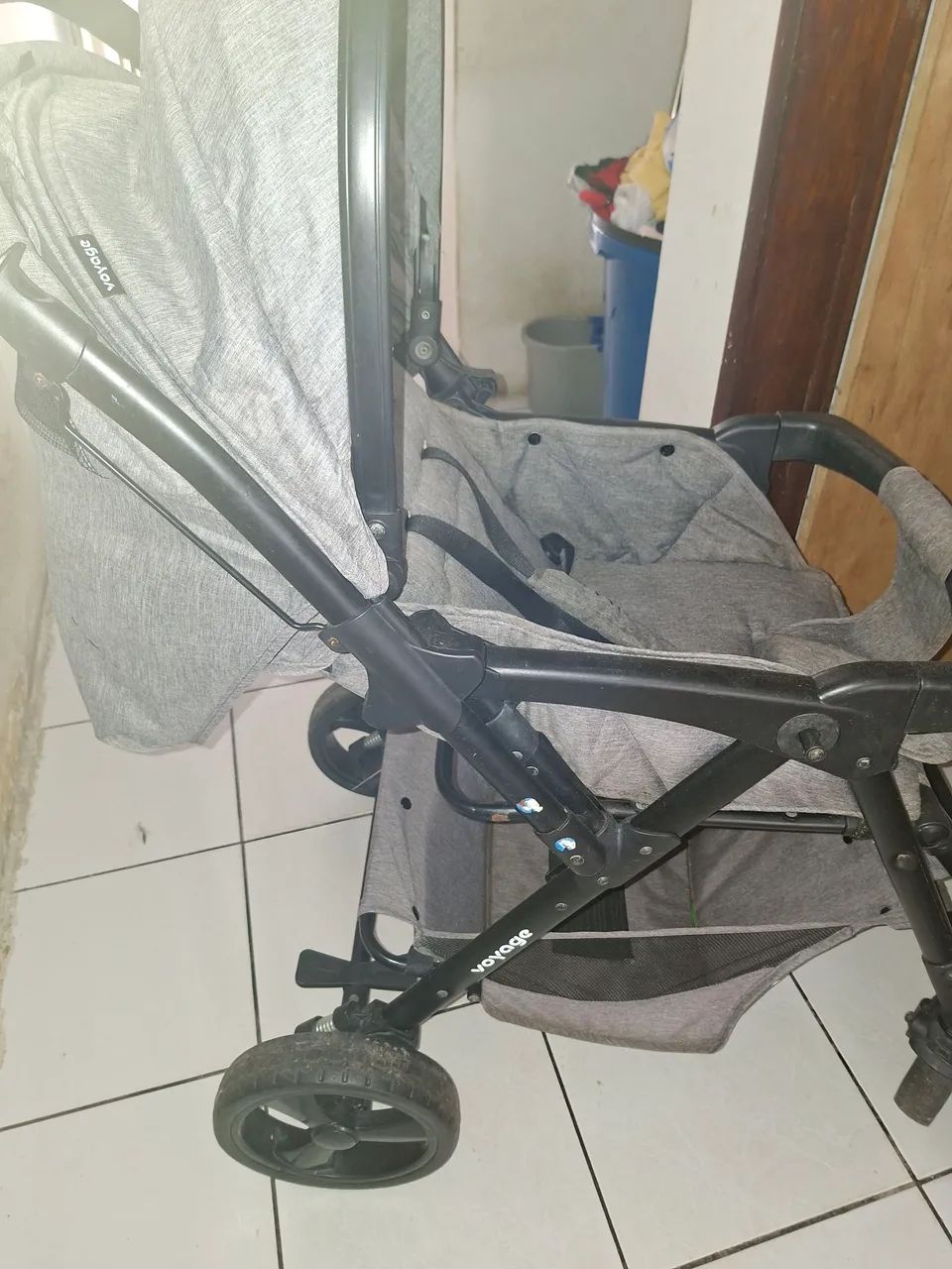 Vendo carrinho para bebê cosco - Foto 2