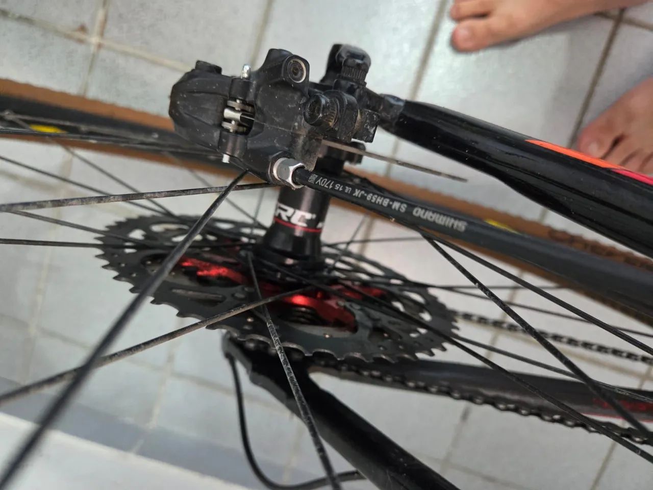 Bicicleta montada  - Foto 3