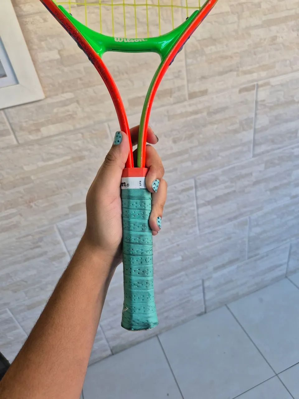Raquete de Tênis Wilson Verde - Marca Profissional - Foto 5