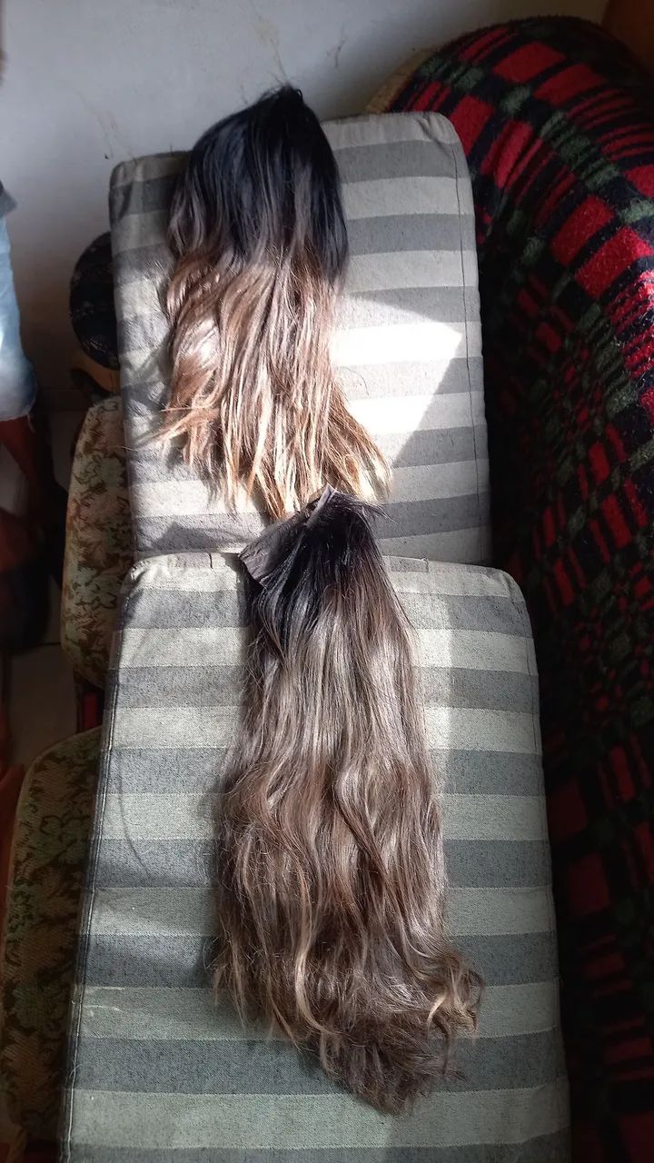VENDE SE  3  PERUCAS LINDAS E ELEGANTES  - Foto 4