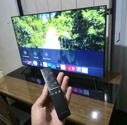 Tv Samsung 50 polegadas smart 4K nova - Foto 3