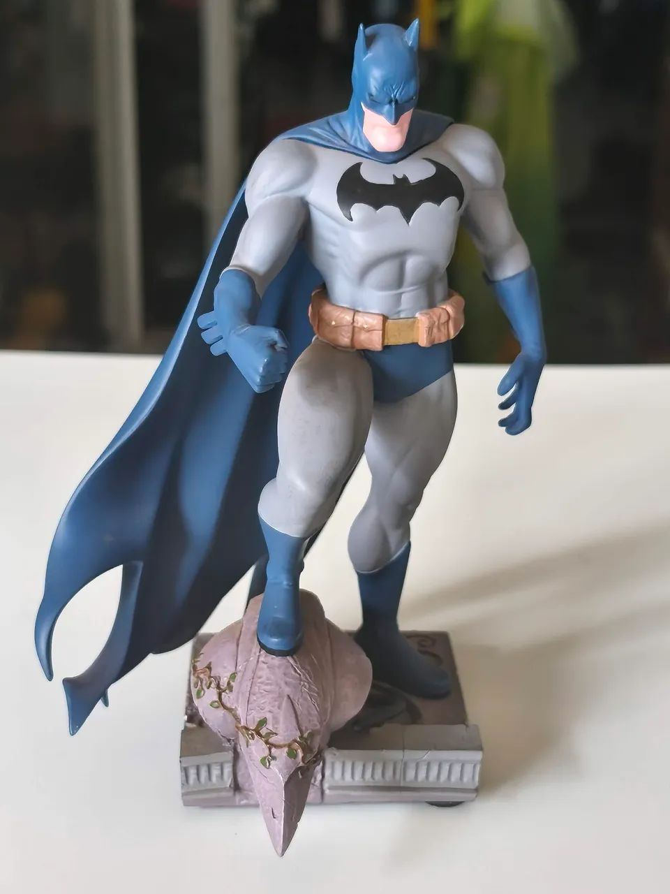 Boneco Batman DC original estátua original  - Foto 4