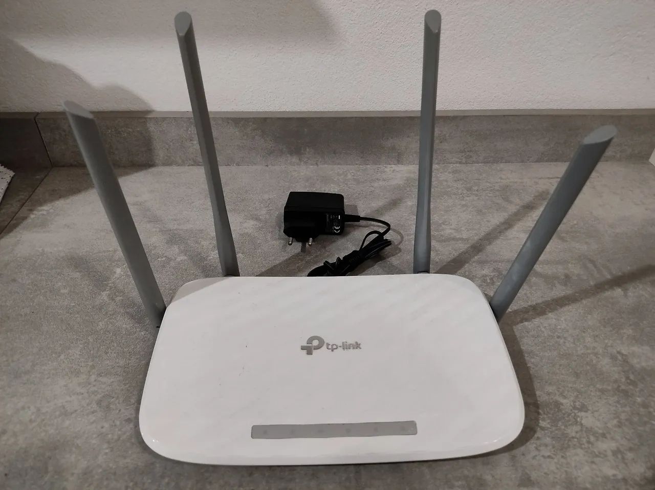 Roteador TP-Link Archer C50 (4 antenas)
