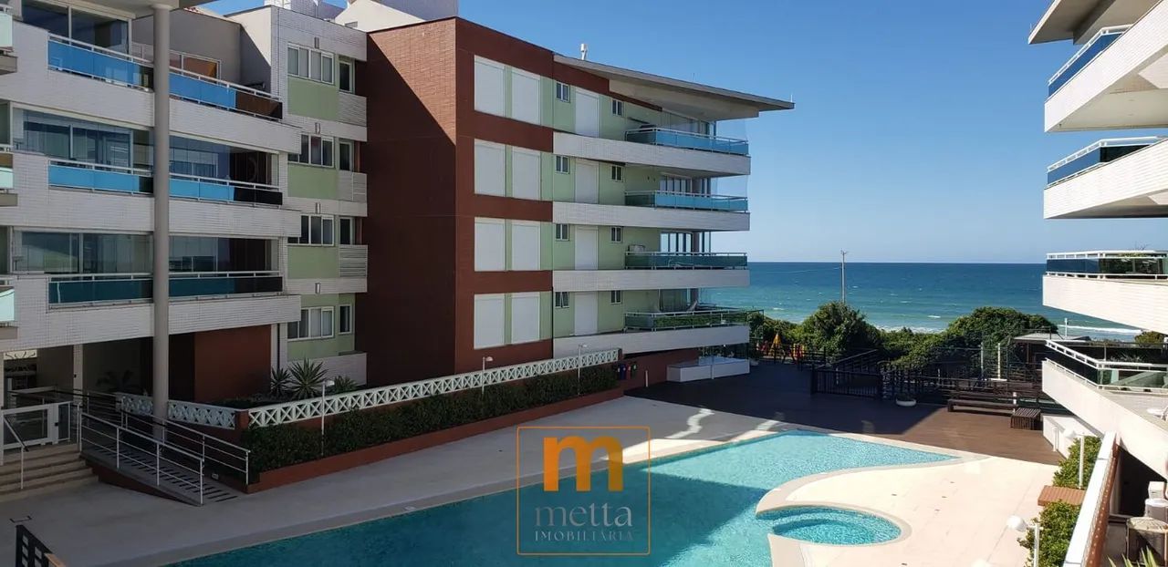 Apartamento com 4 dormtórios, sacada vista mar na Praia Brava, Florianópolis.