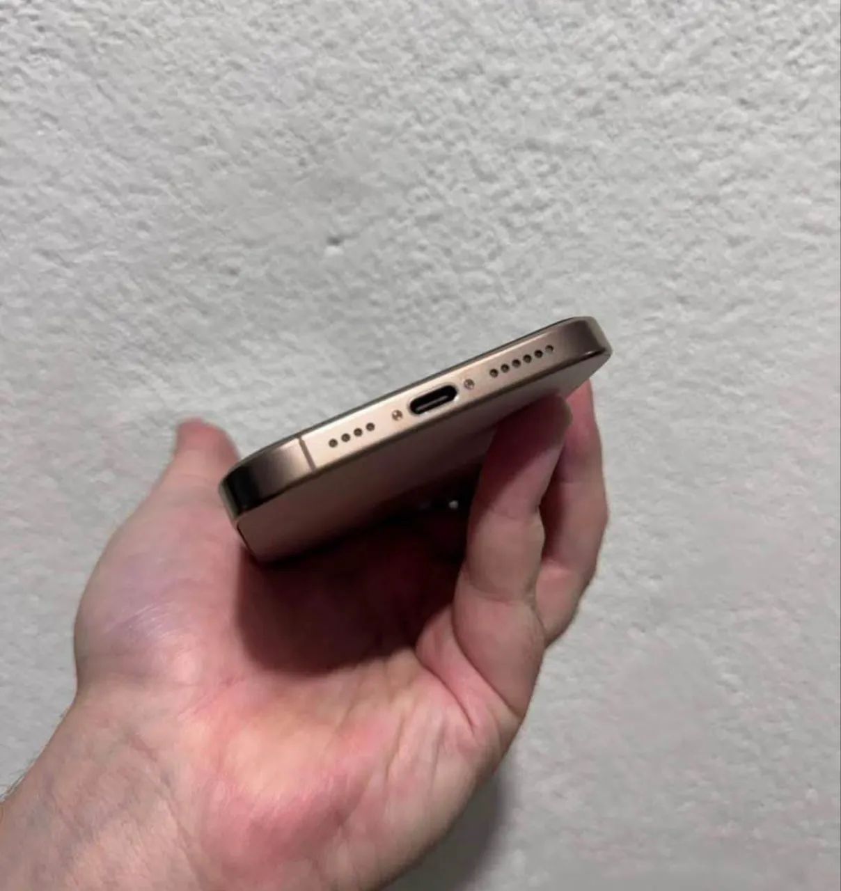 iPhone 16 pro max  - Foto 2