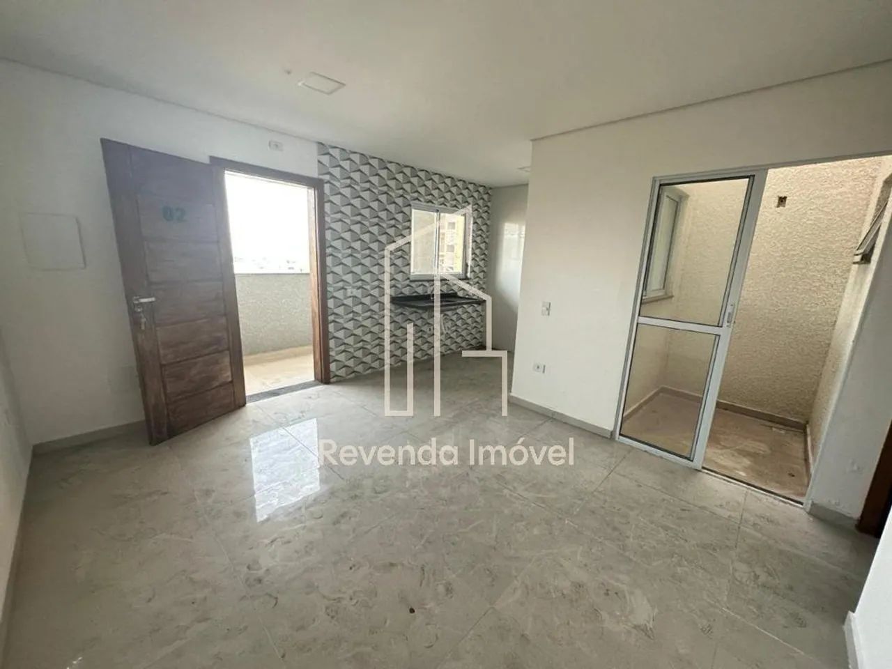 APARTAMENTO 02 DORMITÓRIOS SEM VAGA