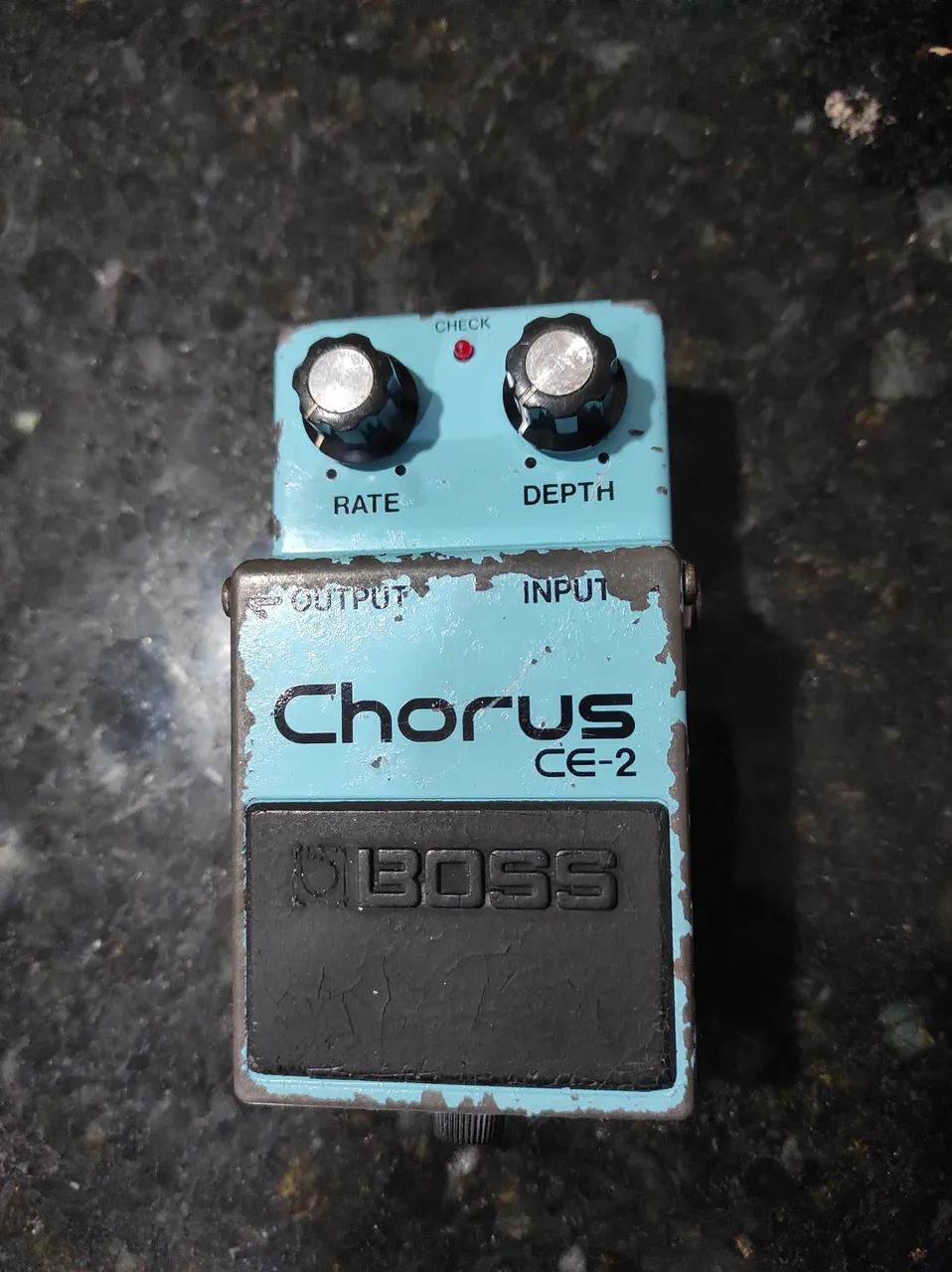 Pedais boss: Chorus Ce-2 e Delay Dd-3
