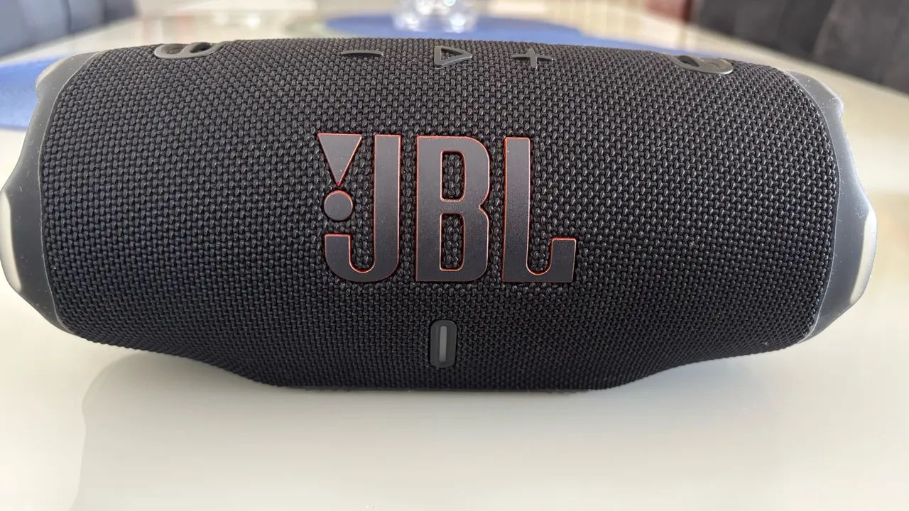 JBL Charge 6 - Preto  - Foto 5