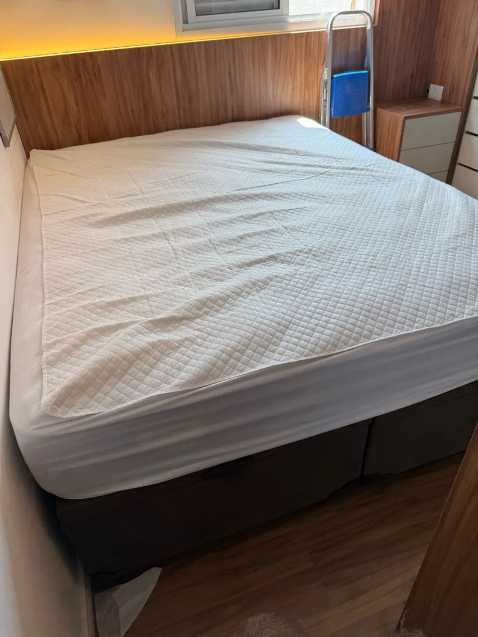 CAMA BOX + COLCHÃO QUEEN - Foto 2